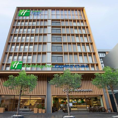 Holiday Inn Express & Suites Bangkok Central Pier By Ihg Esterno foto