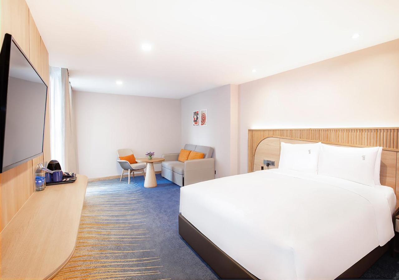 Holiday Inn Express & Suites Bangkok Central Pier By Ihg Esterno foto