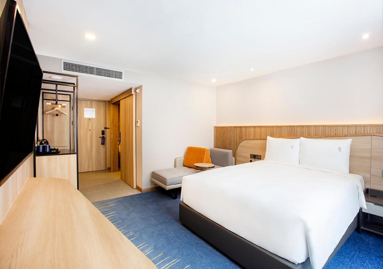 Holiday Inn Express & Suites Bangkok Central Pier By Ihg Esterno foto