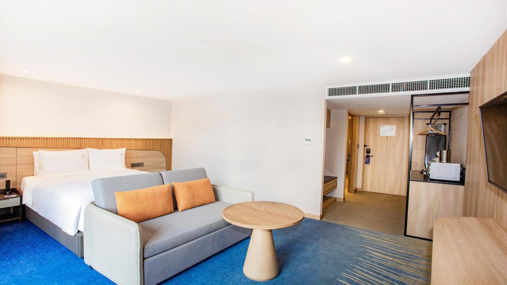 Holiday Inn Express & Suites Bangkok Central Pier By Ihg Esterno foto