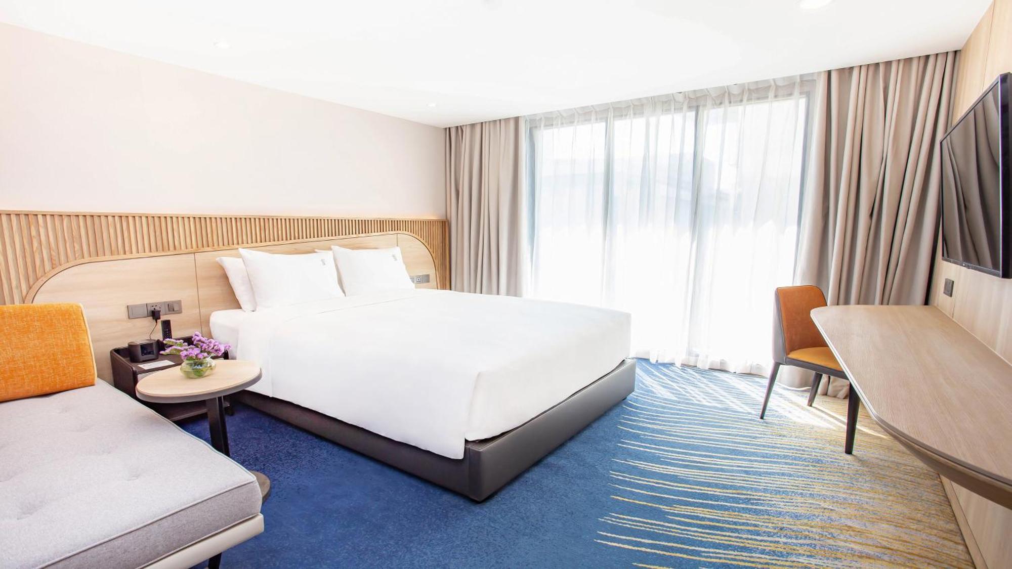 Holiday Inn Express & Suites Bangkok Central Pier By Ihg Esterno foto