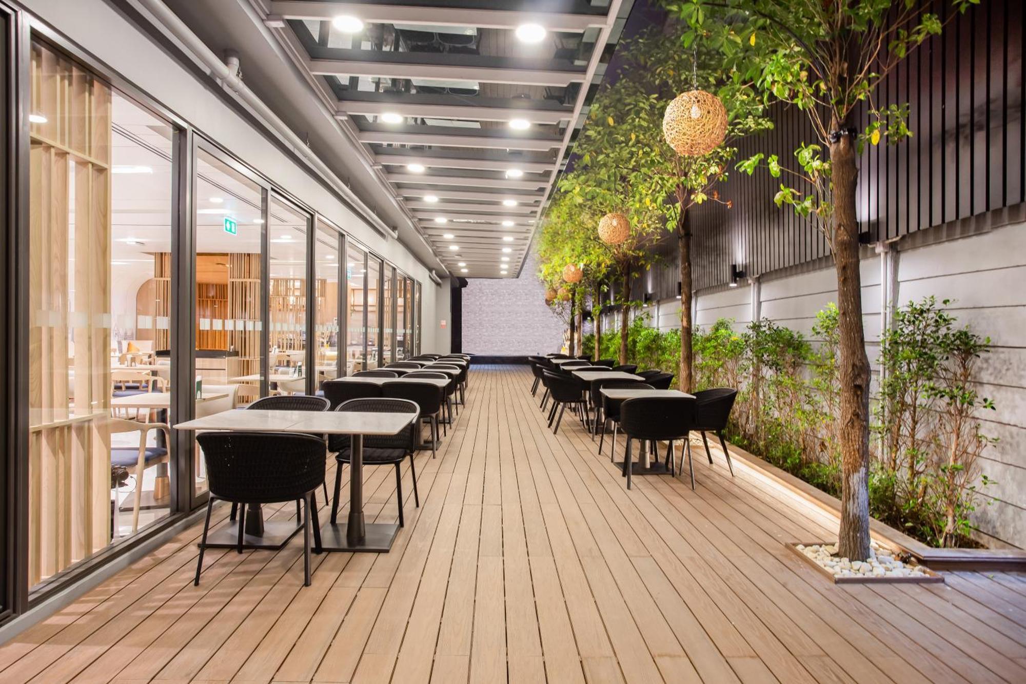 Holiday Inn Express & Suites Bangkok Central Pier By Ihg Esterno foto