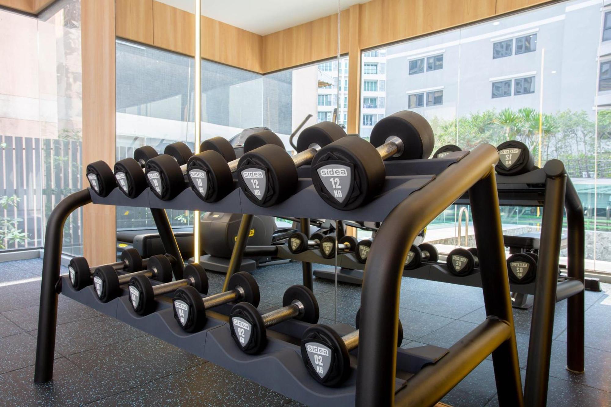 Holiday Inn Express & Suites Bangkok Central Pier By Ihg Esterno foto